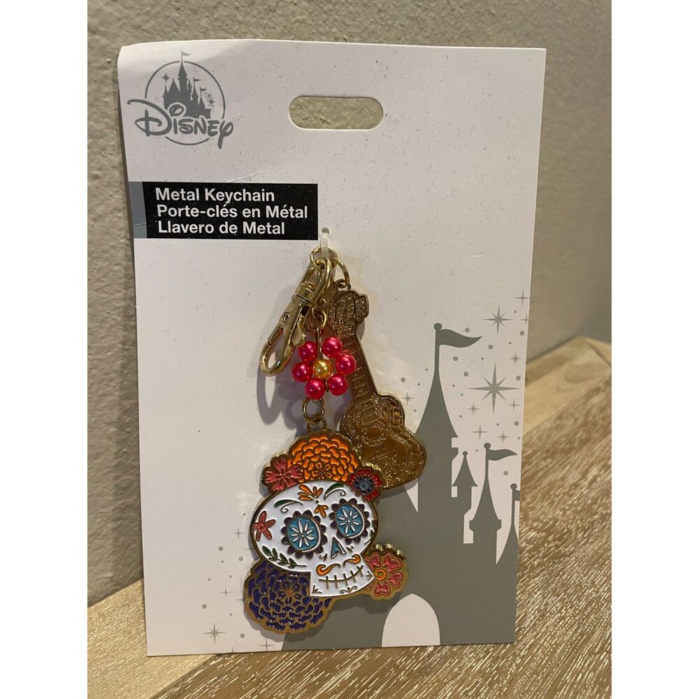 Disney Parks Coco Guitar Skull Calavera Flower Metal Keychain Gold Disneyland